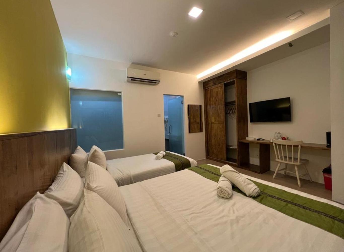 Hotel Swiss Heritage Boutique 4*