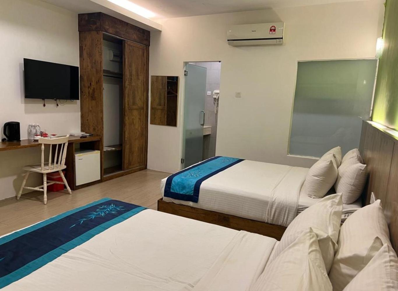 Swiss Heritage Boutique Hotel 4*